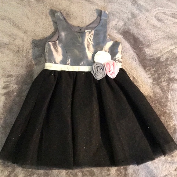 H&M Tulle and Roses Dress - Picture 1 of 6